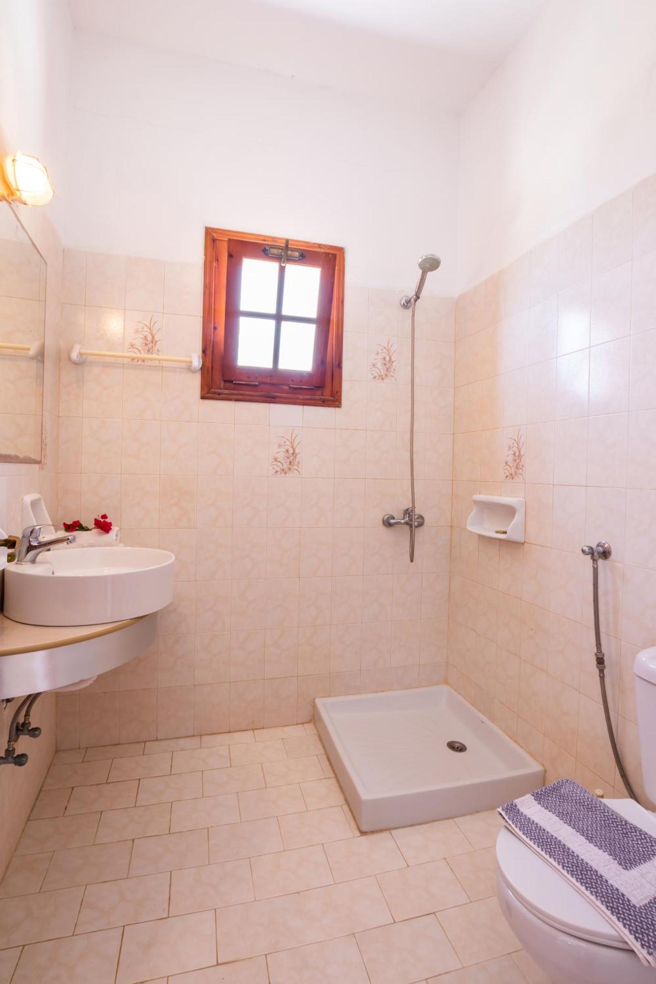 Sun Week Bay Hotel Lefkos  Стая снимка